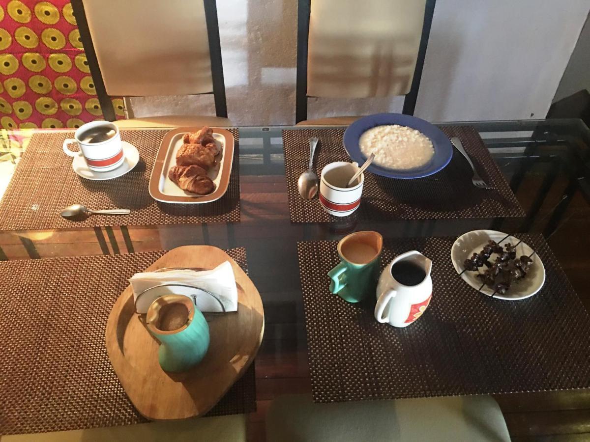 Le Fumoir Guest House Chambre Double 塔那那利佛 外观 照片