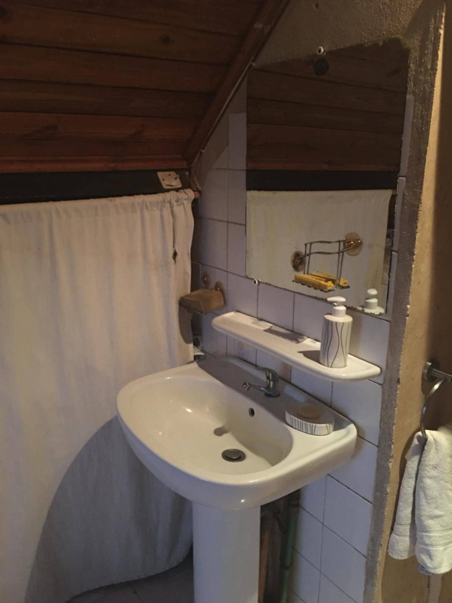 Le Fumoir Guest House Chambre Double 塔那那利佛 外观 照片