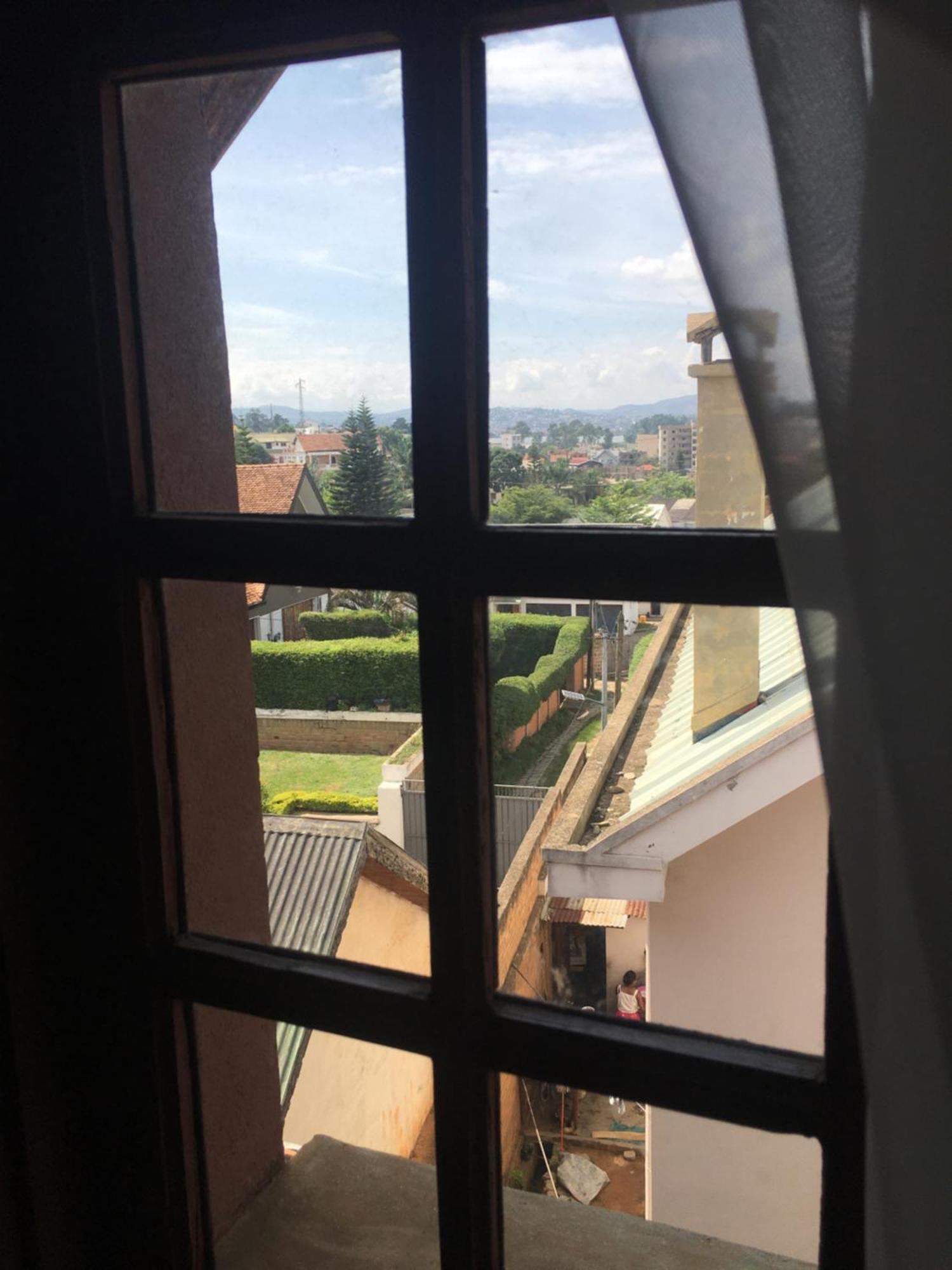 Le Fumoir Guest House Chambre Double 塔那那利佛 外观 照片